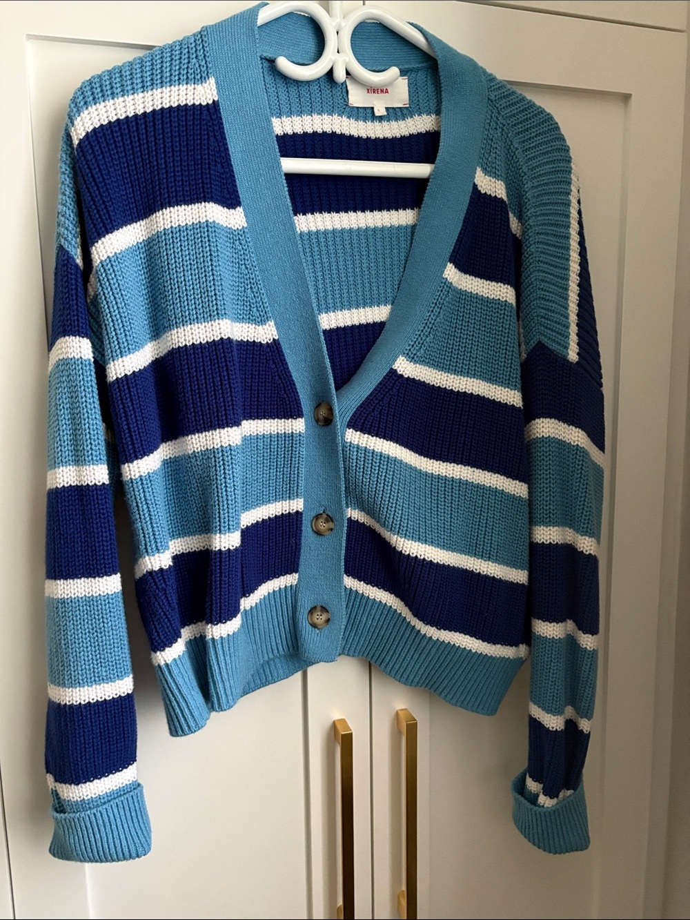 XiRENA Blue and White Striped V-Neck Cardigan